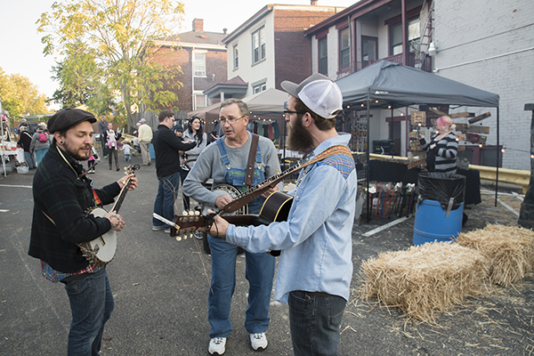 Local musicians jam at November Old KY Makers Market