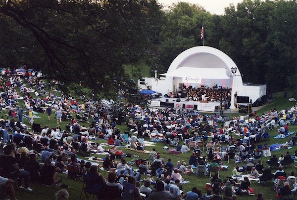 Large crowd turns out for KSO performance in Devou Park's bandshell
